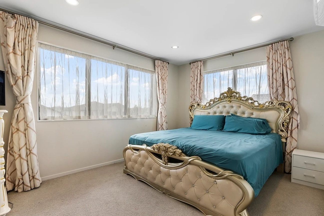 Stunning Family Home in the Heart of Flat Bush - Widok 6