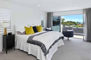 20B Oakwood Grove, Eastern Beach