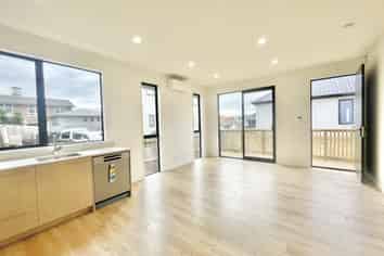 2/131 Rockfield, Road, Penrose