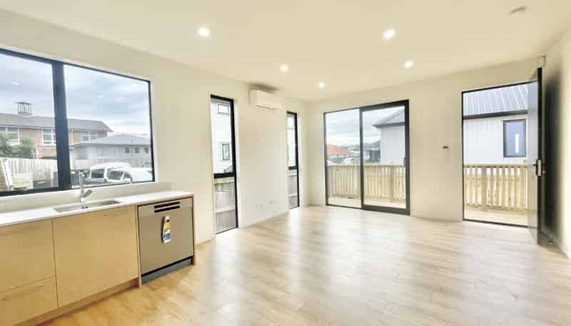 2/131 Rockfield, Road, Penrose