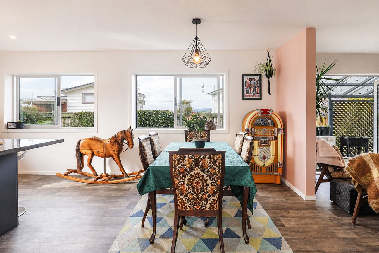 Your Peaceful Lakeside Retreat Awaits - Altro