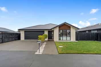 36 Karere Avenue, Marshland