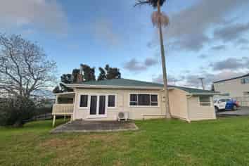 47 Sunnyside Road, Sunnyvale