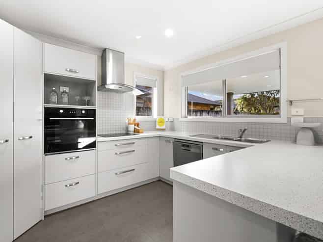 14 Tulip Drive, Cambridge