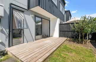 4/36 Kaipatiki Road, Glenfield