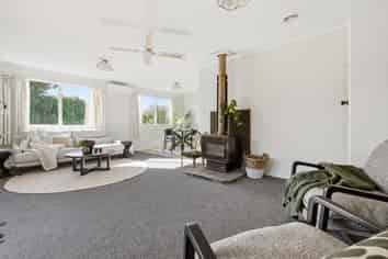 146 Windermere Drive, Poike