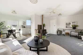 146 Windermere Drive, Poike