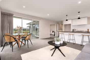 5 Whitehorn Drive, Lincoln