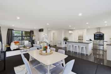 76 Shadbolt Lane, Rolleston