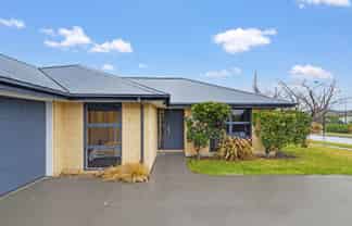 76 Shadbolt Lane, Rolleston