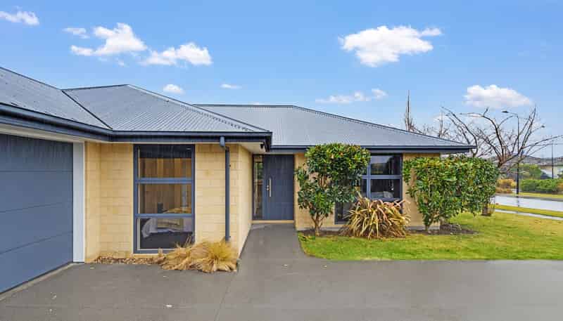 76 Shadbolt Lane, Rolleston