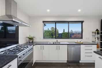 76 Shadbolt Lane, Rolleston