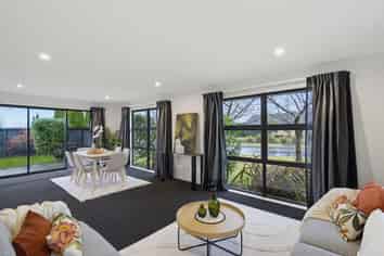 76 Shadbolt Lane, Rolleston