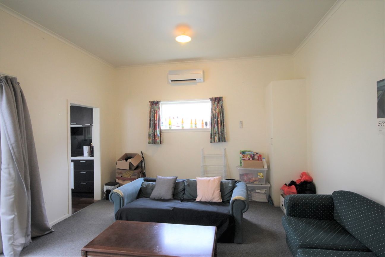 Spacious 5-Bedroom Home with Sleepout - Ansicht 6
