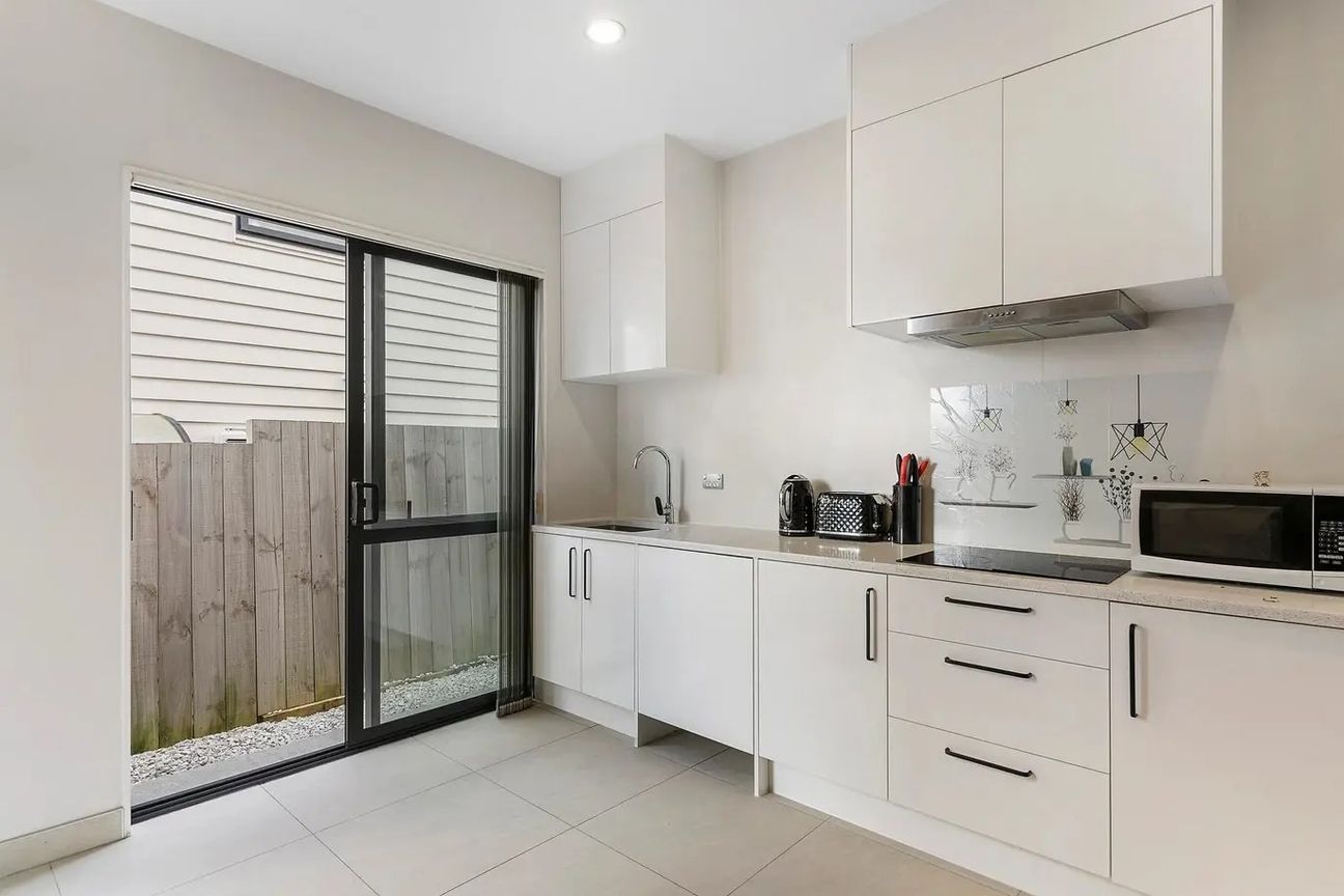 Modern One-Bedroom Granny Flat – Water & Electricity Included! – pohled 2