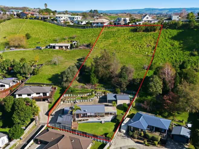 27 Bateleur Close, Welcome Bay