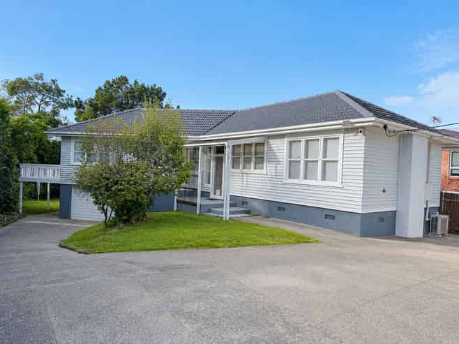 443 East Coast Road, Mairangi Bay