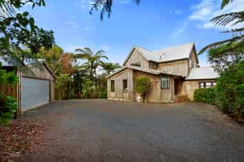 81 Viewmont Drive, Harbour View