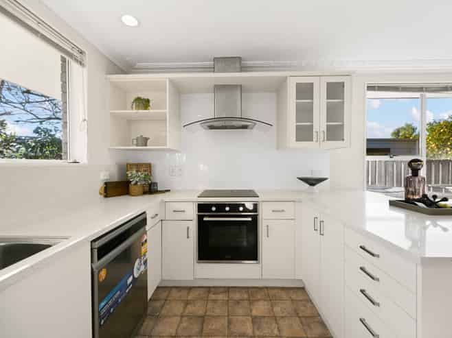 34 Chequers Avenue, Chartwell
