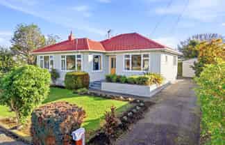 17 Tinirau Street, Whanganui East