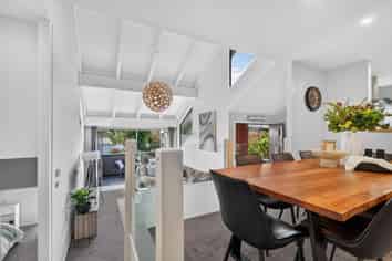 92 Springfield Road, Springfield