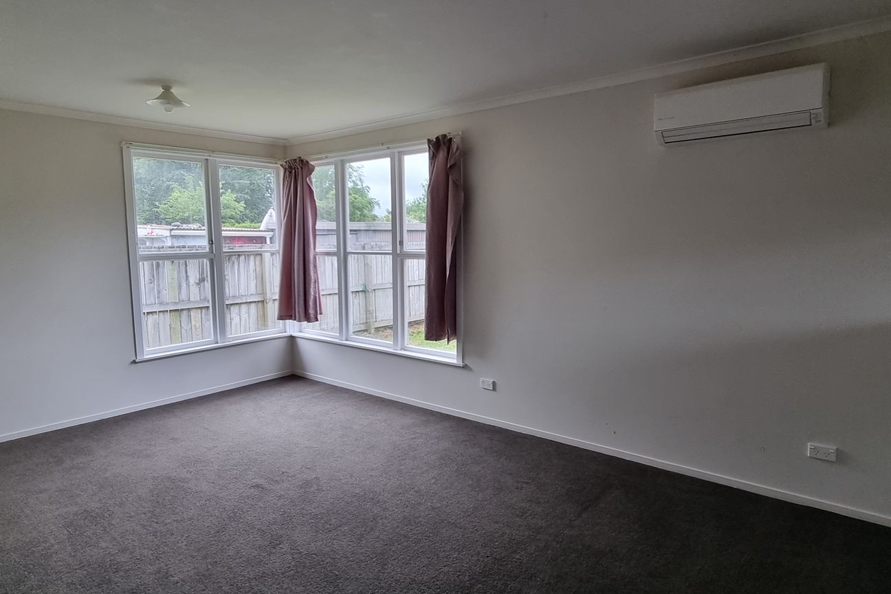 Tidy Home with Fully Fenced Yard - Widok 2