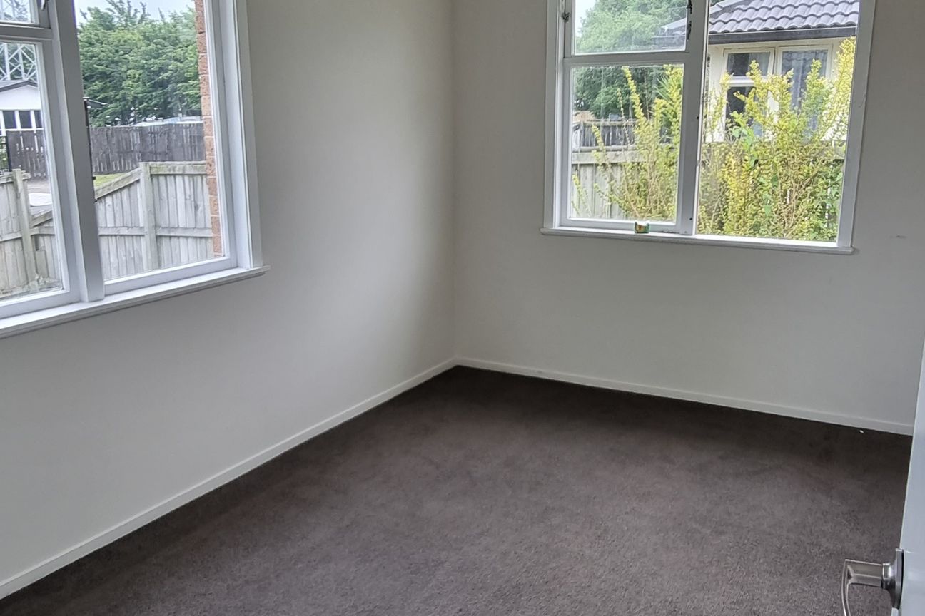 Tidy Home with Fully Fenced Yard - Widok 4