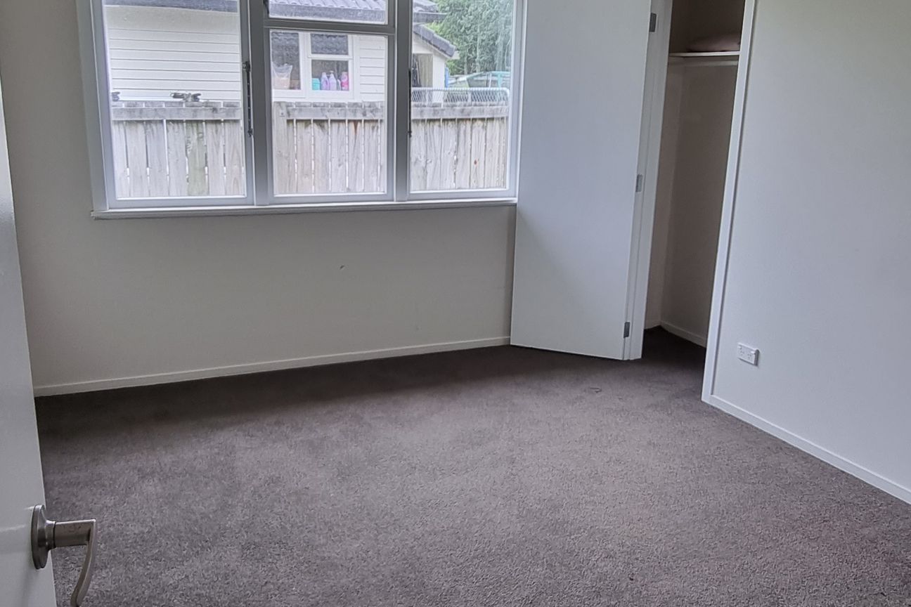 Tidy Home with Fully Fenced Yard - Widok 3