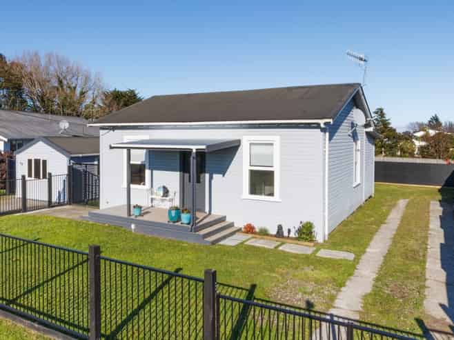 68 Dundas Road, Sanson