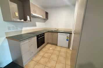 2P/1 Wadier Place, Henderson