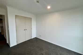 2P/1 Wadier Place, Henderson