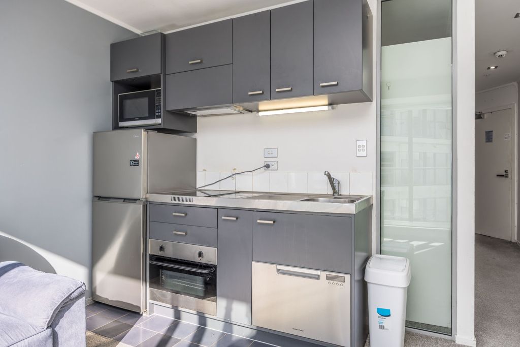North-Facing Furnished Apartment with City Views & Balcony in The Volt – další