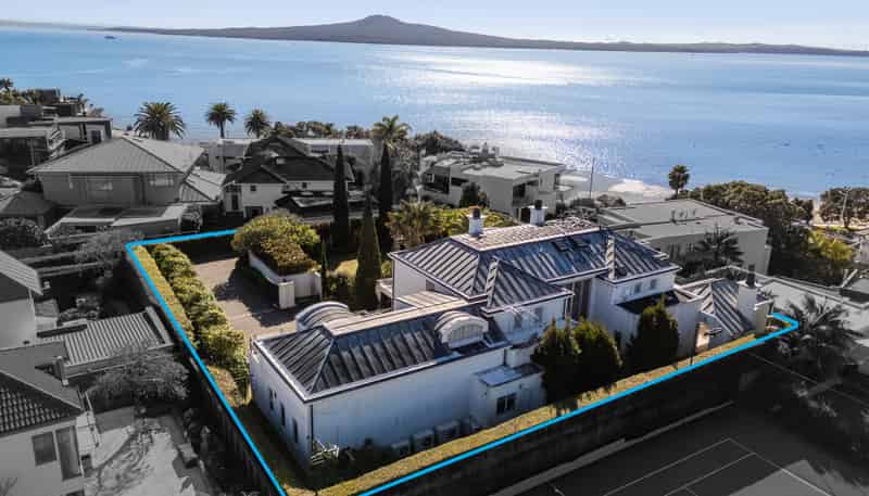 10 Long Drive, Saint Heliers