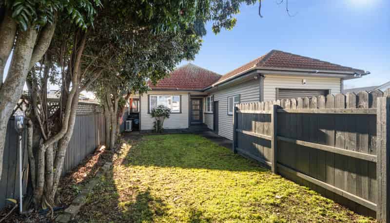 1/13 Russell Road, Manurewa