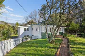 1 Kilgour Terrace, Huia