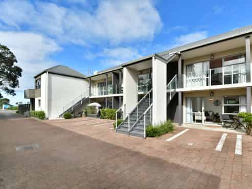 3/420a Hibiscus Coast Highway, Orewa