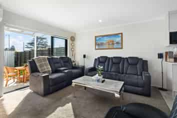 28A Biplane Street, Takanini
