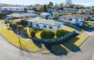 81 Lakewood Drive, Nukuhau