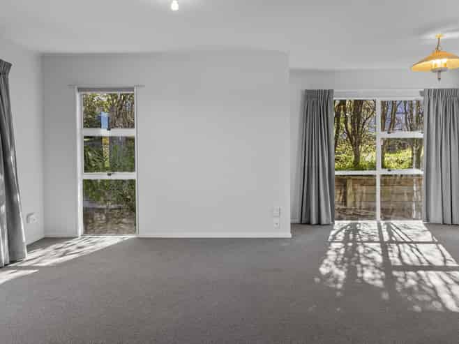 81 Lakewood Drive, Nukuhau
