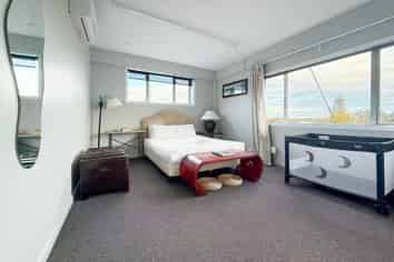 52A Waimarie St, Saint Heliers