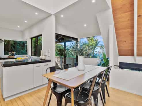 214A Hillsborough Road, Hillsborough
