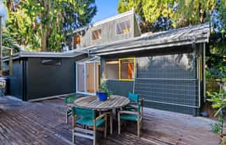 214A Hillsborough Road, Hillsborough