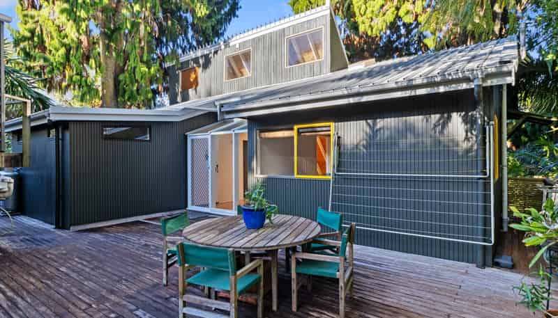 214A Hillsborough Road, Hillsborough
