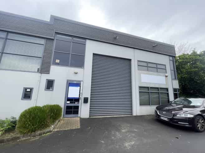 Functional industrial unit – 90sqm