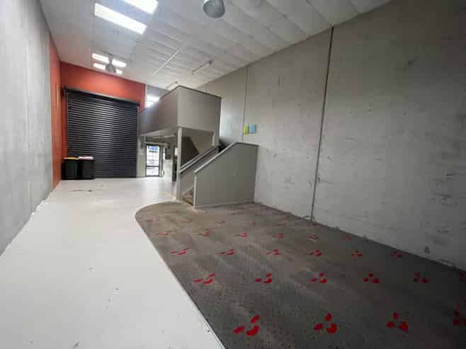 Functional industrial unit – 90sqm