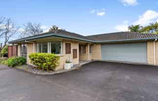 6 Araminta Place, Beachlands