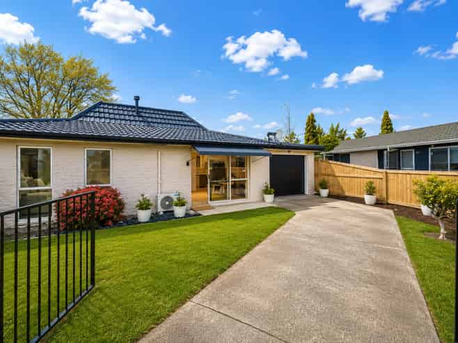 71A Tuhikaramea Road, Dinsdale