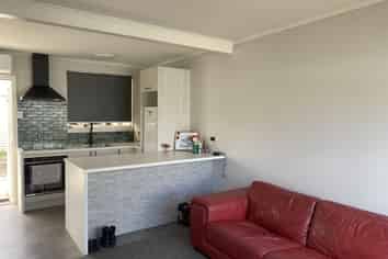 2/104 Budge Street, Blenheim Central