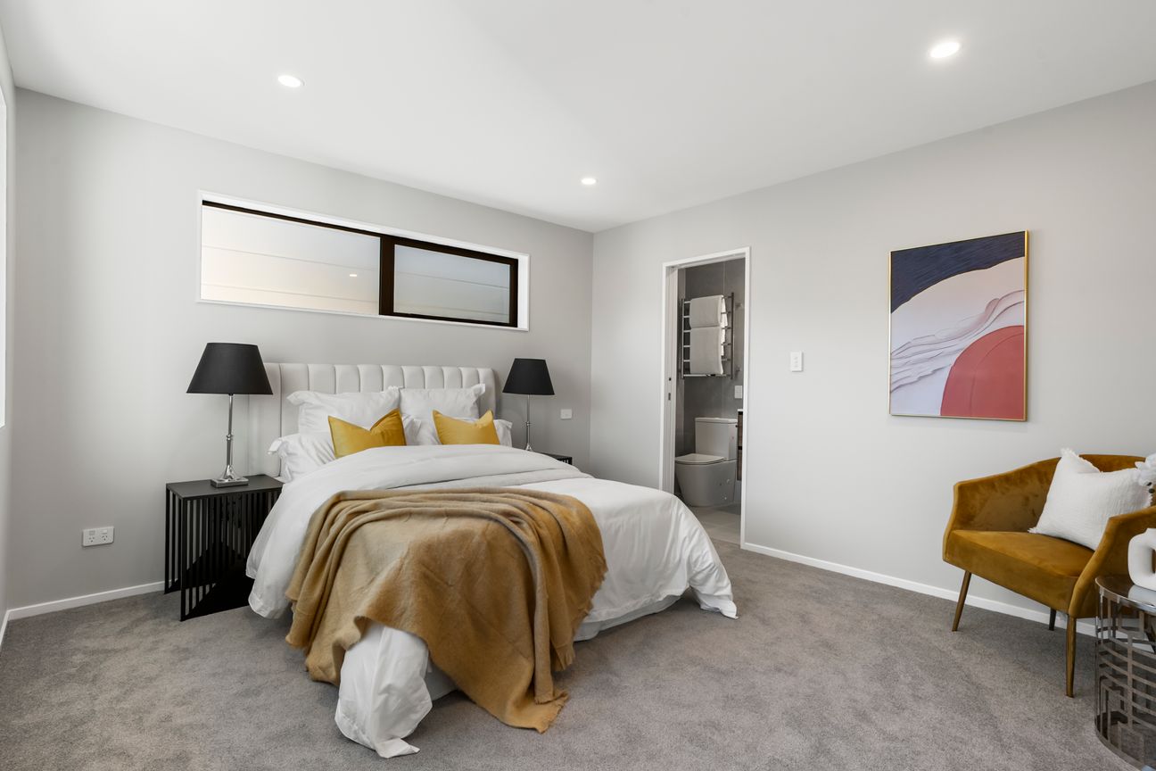 A Rare Opportunity - Brand new 5 bedrooms house - Vista 4