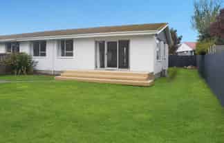 2/18 Bonar Pl, Woolston